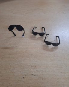 Mini sunglasses 3cm